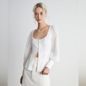 Who What Wear Hillary Scoop white eyelet top, size M